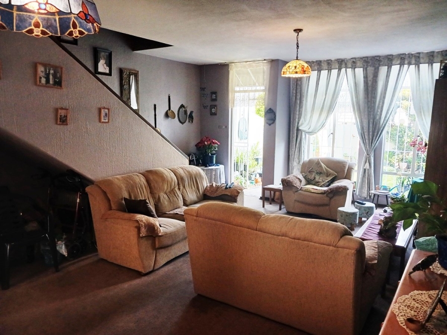 2 Bedroom Property for Sale in Eastleigh Gauteng