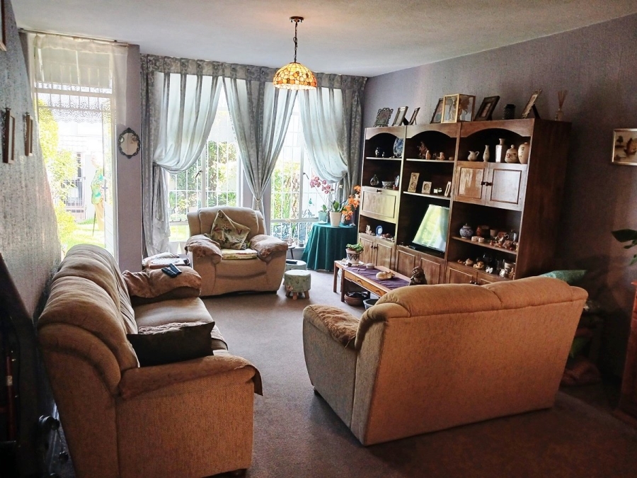 2 Bedroom Property for Sale in Eastleigh Gauteng