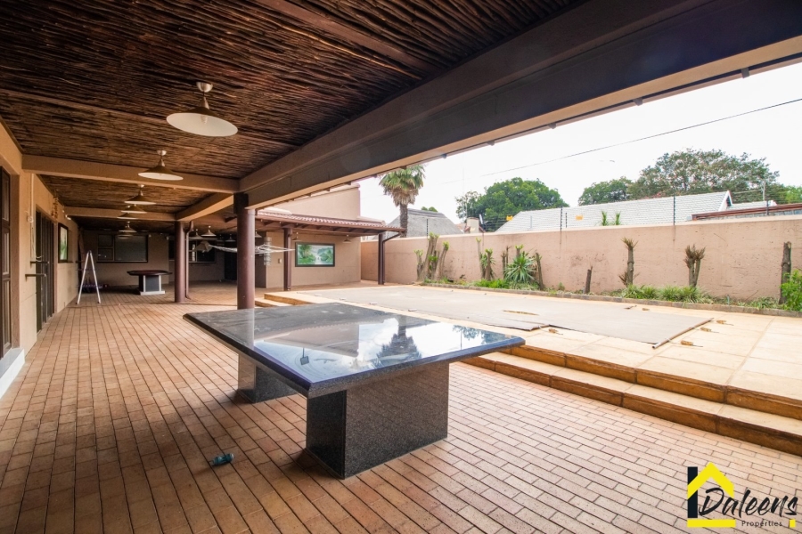 To Let 5 Bedroom Property for Rent in Beyers Park Gauteng