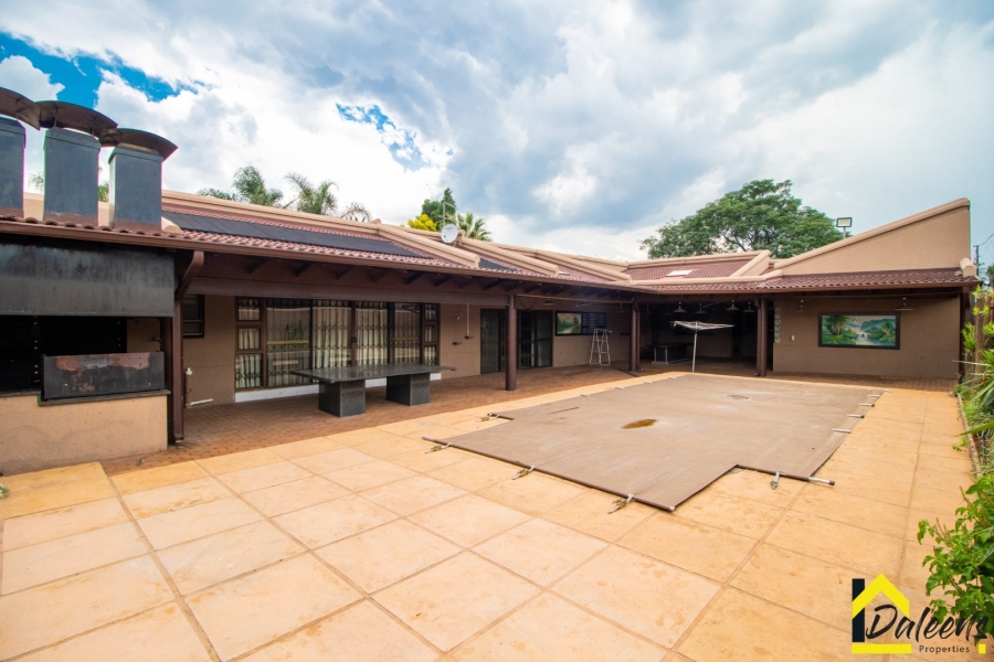 To Let 5 Bedroom Property for Rent in Beyers Park Gauteng