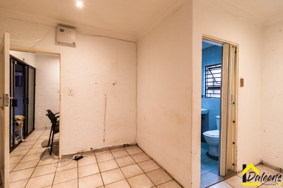 To Let 5 Bedroom Property for Rent in Beyers Park Gauteng