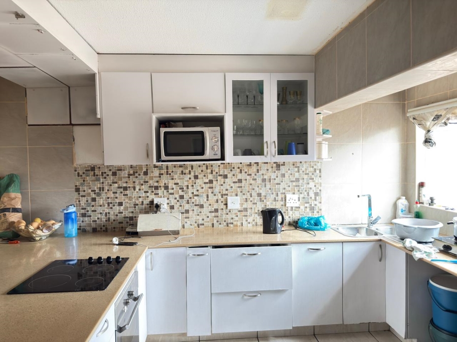 2 Bedroom Property for Sale in Edleen Gauteng