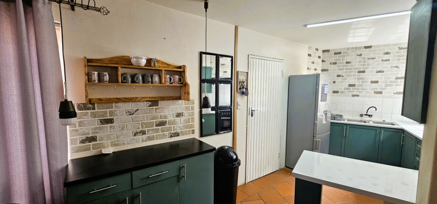 4 Bedroom Property for Sale in Vaal Marina Gauteng
