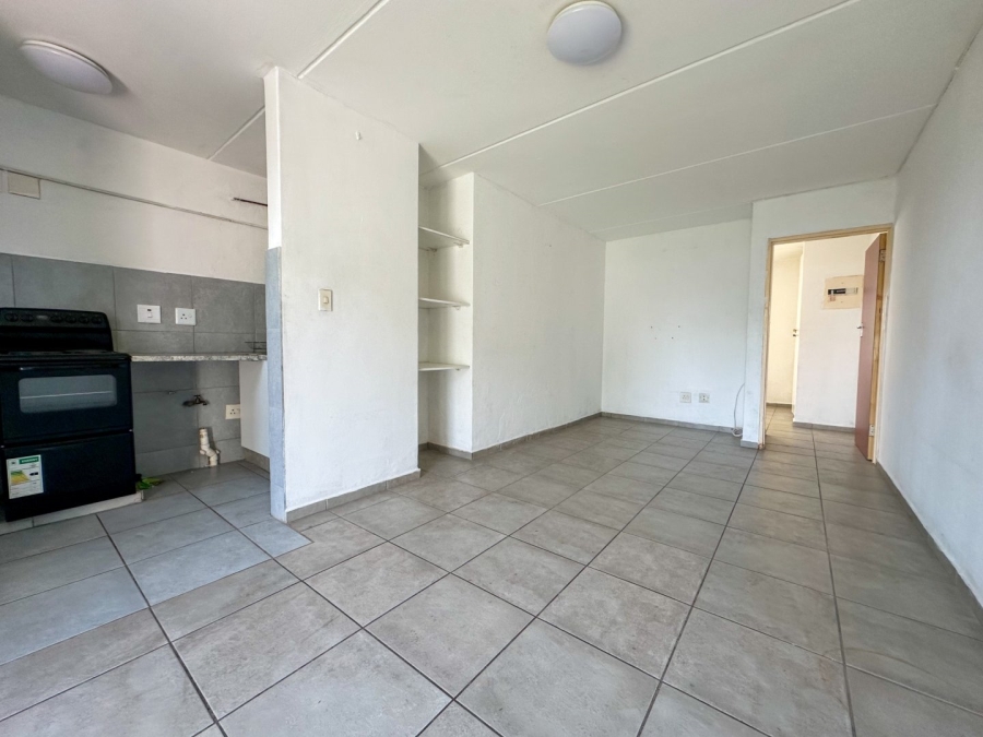 1 Bedroom Property for Sale in Sandown Gauteng