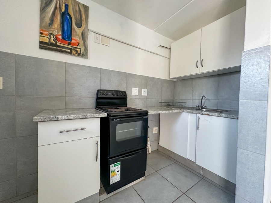 1 Bedroom Property for Sale in Sandown Gauteng