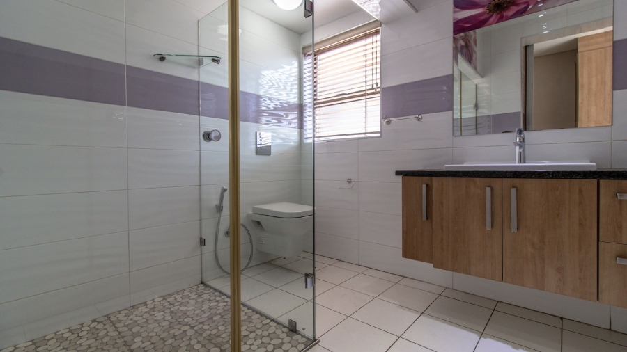 5 Bedroom Property for Sale in Meyersdal Nature Estate Gauteng
