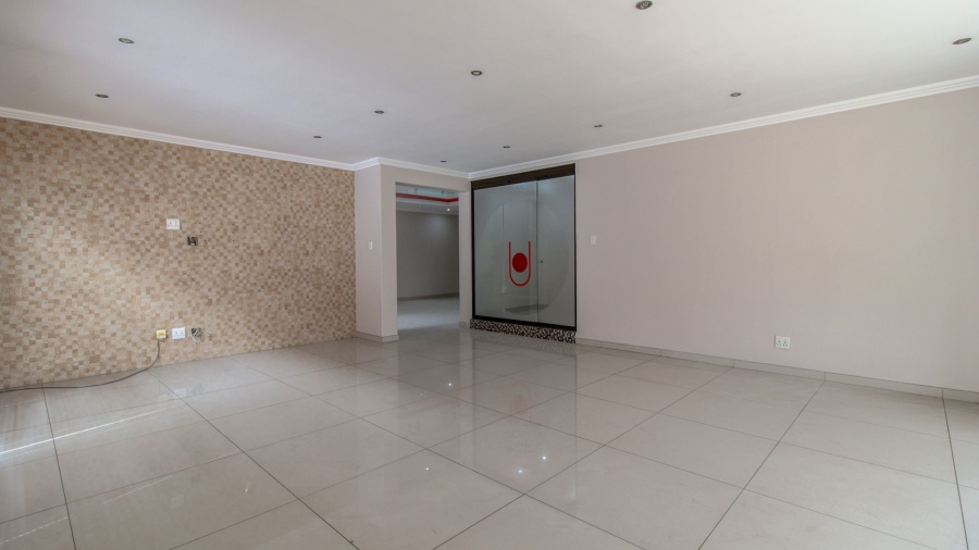 5 Bedroom Property for Sale in Meyersdal Nature Estate Gauteng
