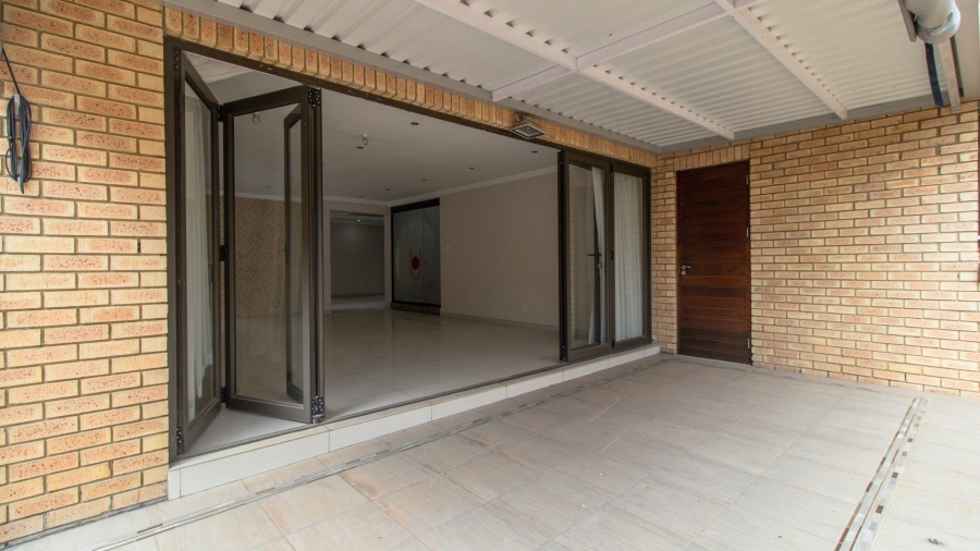 5 Bedroom Property for Sale in Meyersdal Nature Estate Gauteng