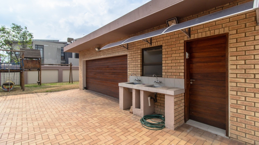 5 Bedroom Property for Sale in Meyersdal Nature Estate Gauteng