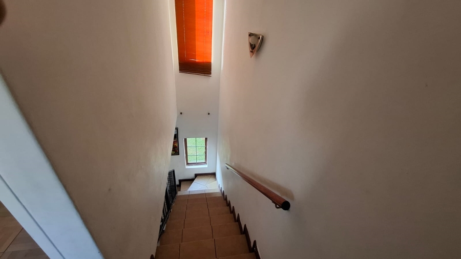 2 Bedroom Property for Sale in Noordwyk Gauteng