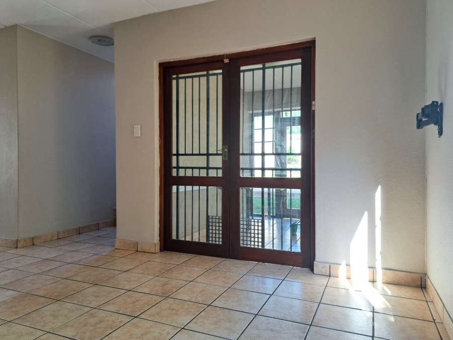 To Let 3 Bedroom Property for Rent in Noordhang Gauteng