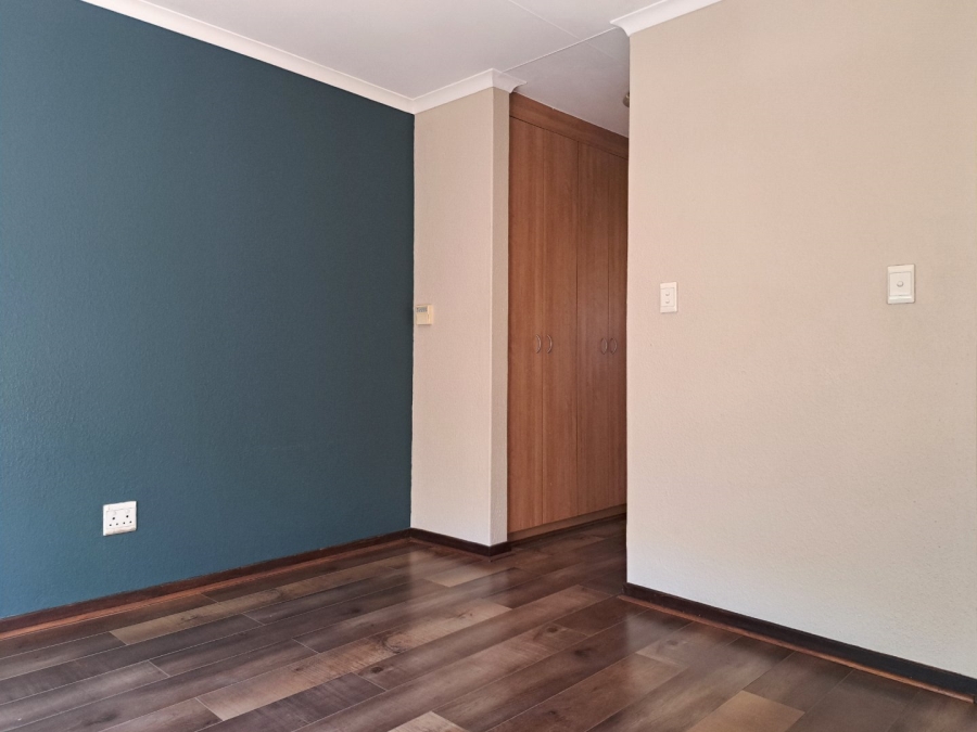 To Let 3 Bedroom Property for Rent in Noordhang Gauteng