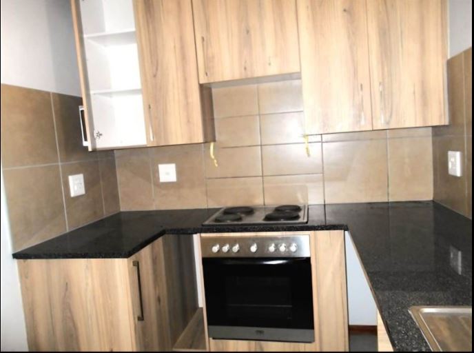 2 Bedroom Property for Sale in Blue Hills Gauteng