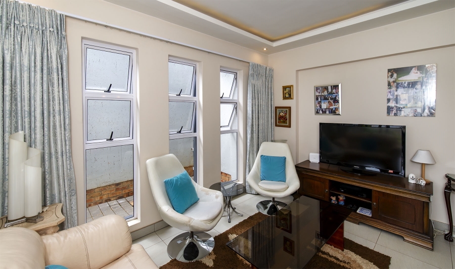 2 Bedroom Property for Sale in Modderfontein Gauteng