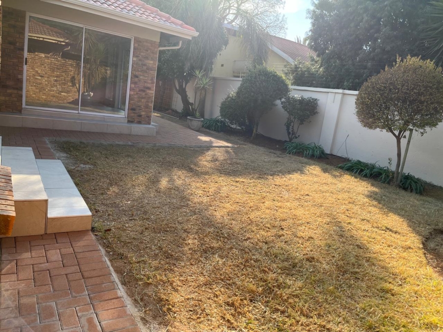 To Let 3 Bedroom Property for Rent in Beyers Park Gauteng