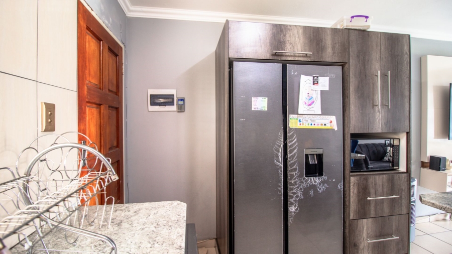 To Let 3 Bedroom Property for Rent in Witfield Gauteng