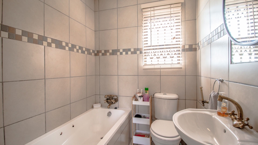 To Let 3 Bedroom Property for Rent in Witfield Gauteng