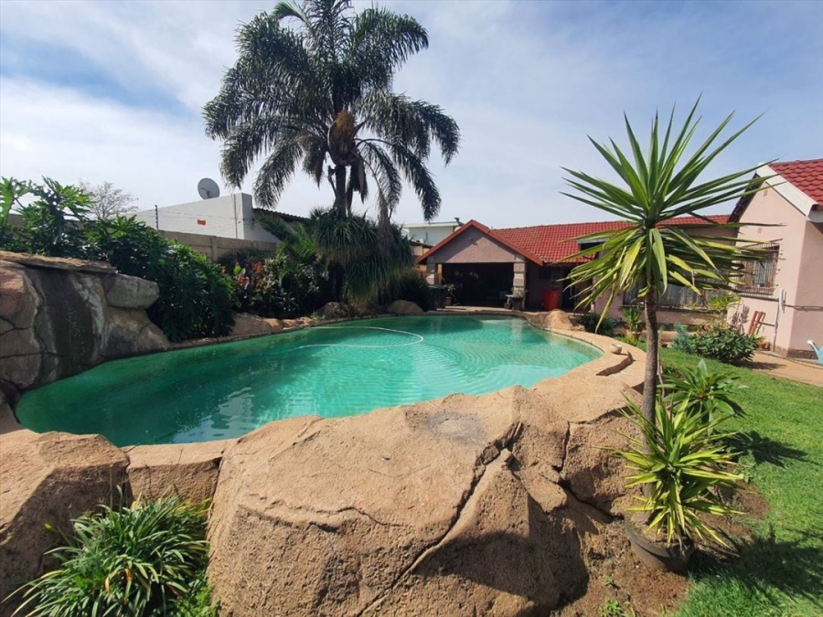 4 Bedroom Property for Sale in Boksburg West Gauteng