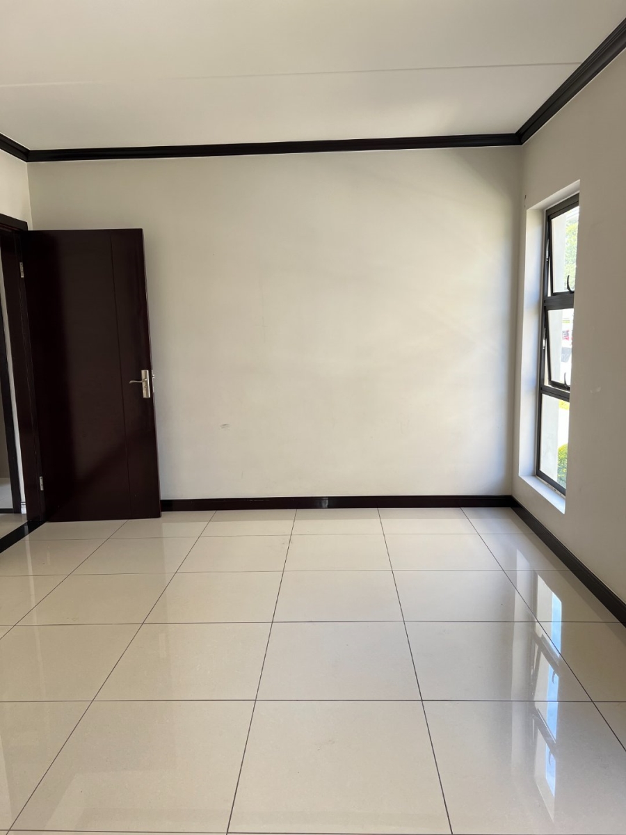 To Let 3 Bedroom Property for Rent in Kengies Gauteng