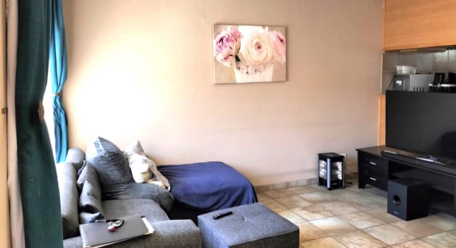 2 Bedroom Property for Sale in Pretoria Gardens Gauteng