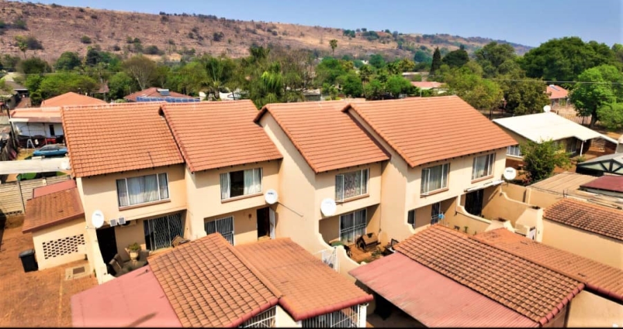 2 Bedroom Property for Sale in Pretoria Gardens Gauteng