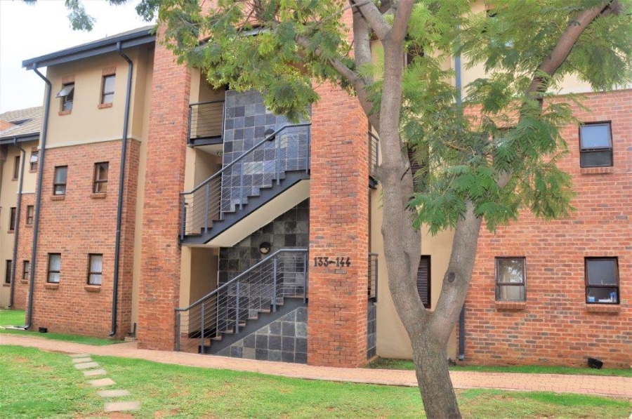 2 Bedroom Property for Sale in Carlswald Gauteng