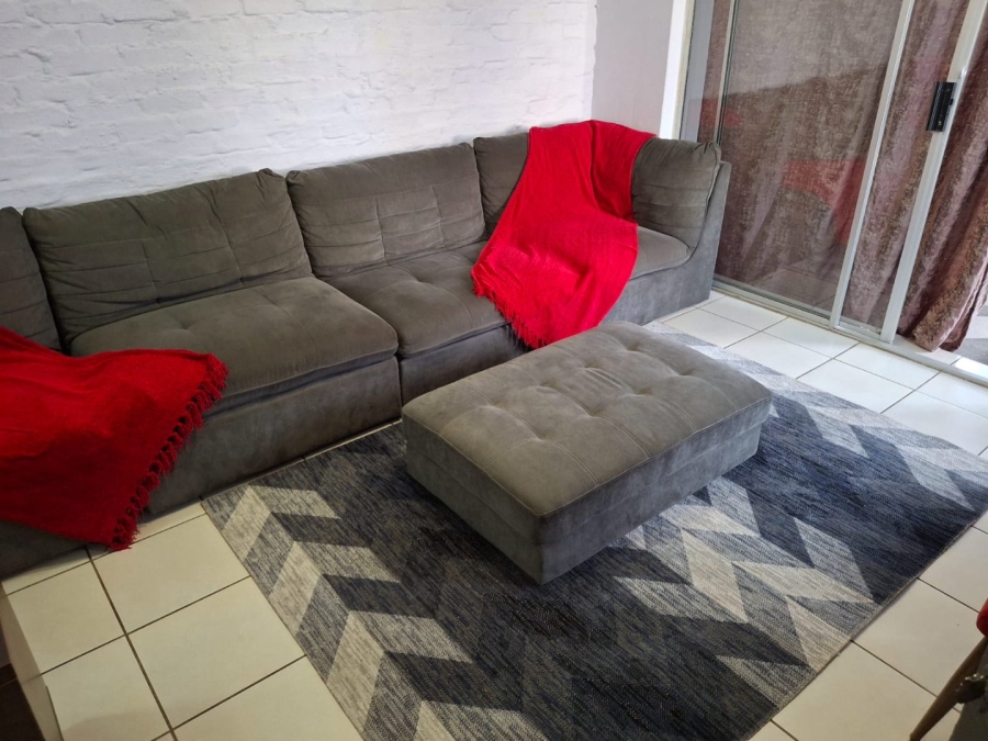 3 Bedroom Property for Sale in Crown Gardens Gauteng