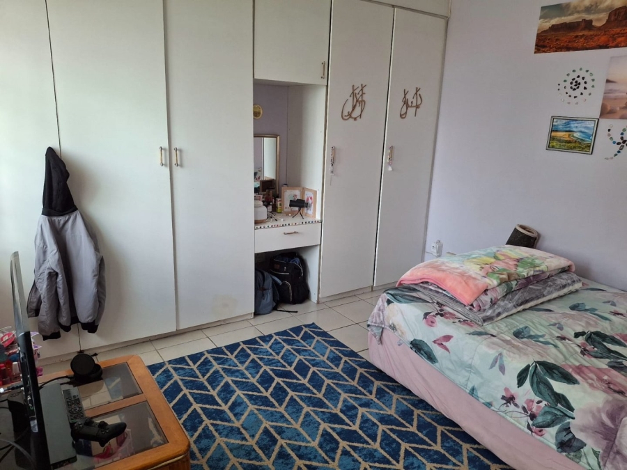 3 Bedroom Property for Sale in Crown Gardens Gauteng