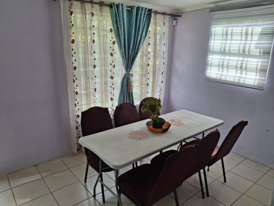 3 Bedroom Property for Sale in Crown Gardens Gauteng