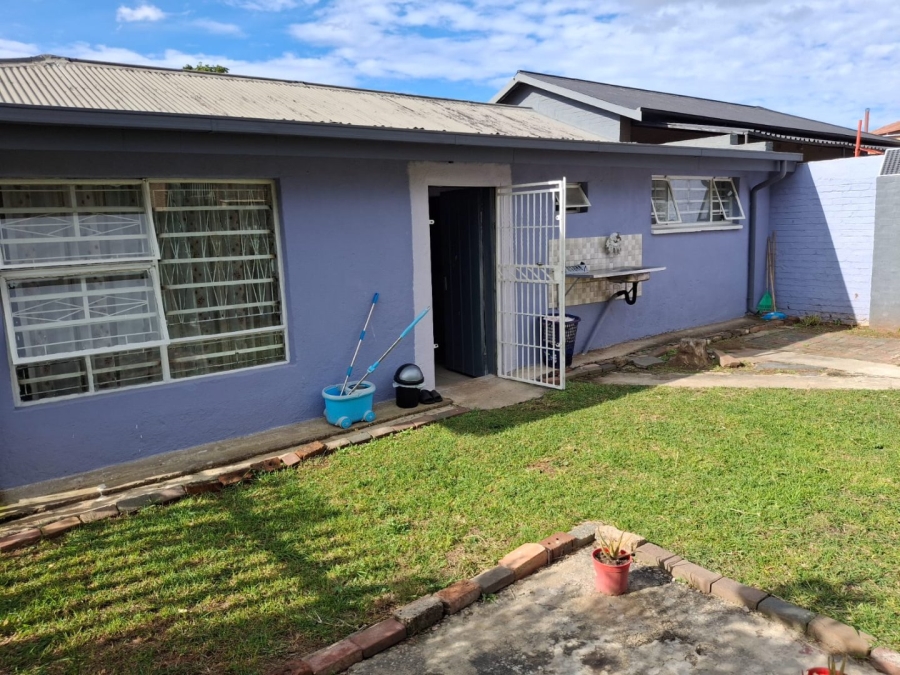3 Bedroom Property for Sale in Crown Gardens Gauteng