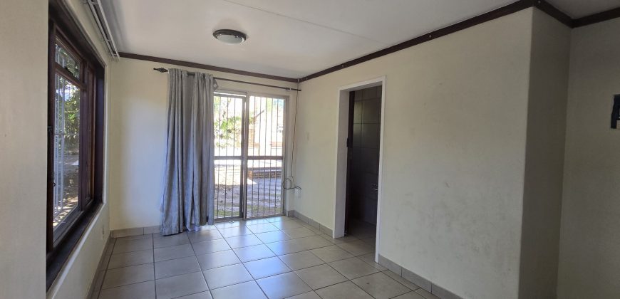 5 Bedroom Property for Sale in Elardus Park Gauteng