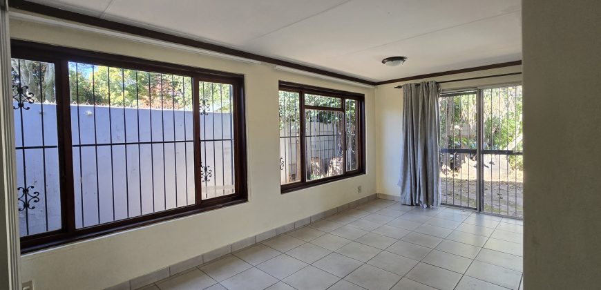 5 Bedroom Property for Sale in Elardus Park Gauteng