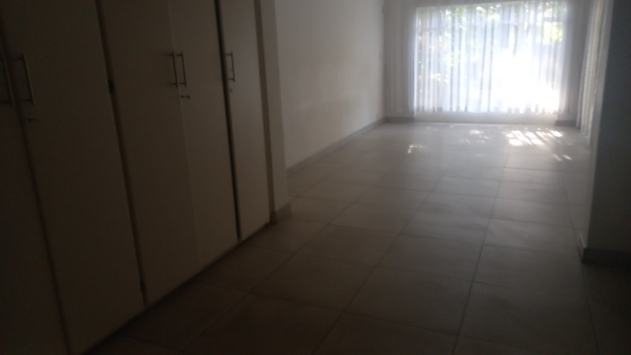 5 Bedroom Property for Sale in Elardus Park Gauteng