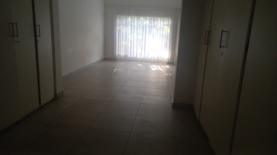5 Bedroom Property for Sale in Elardus Park Gauteng