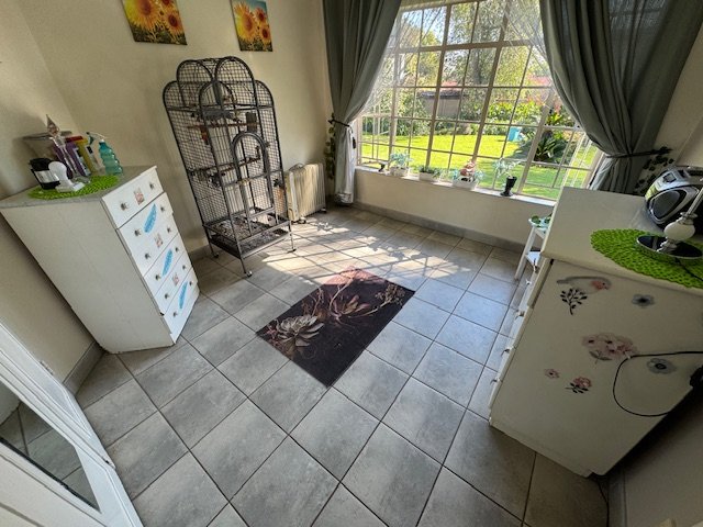 4 Bedroom Property for Sale in Glen Marais Gauteng