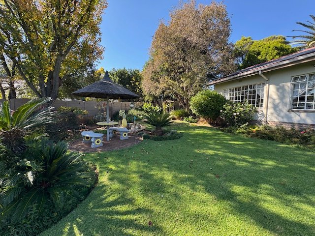 4 Bedroom Property for Sale in Glen Marais Gauteng