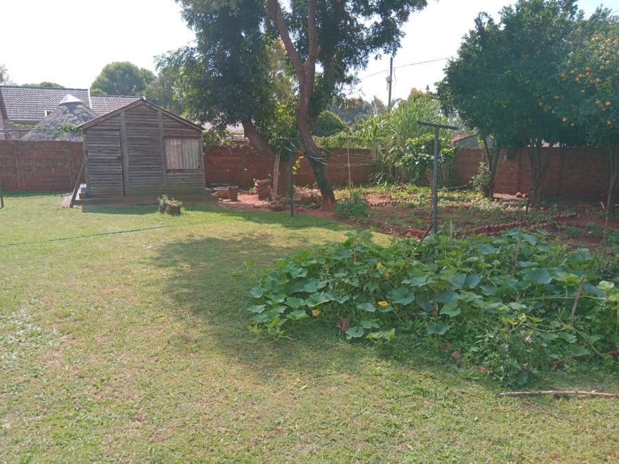  Bedroom Property for Sale in The Orchards Gauteng