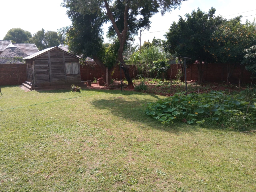  Bedroom Property for Sale in The Orchards Gauteng