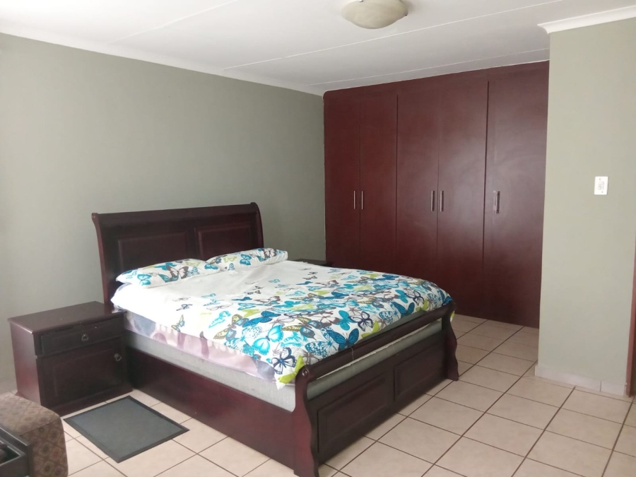  Bedroom Property for Sale in The Orchards Gauteng
