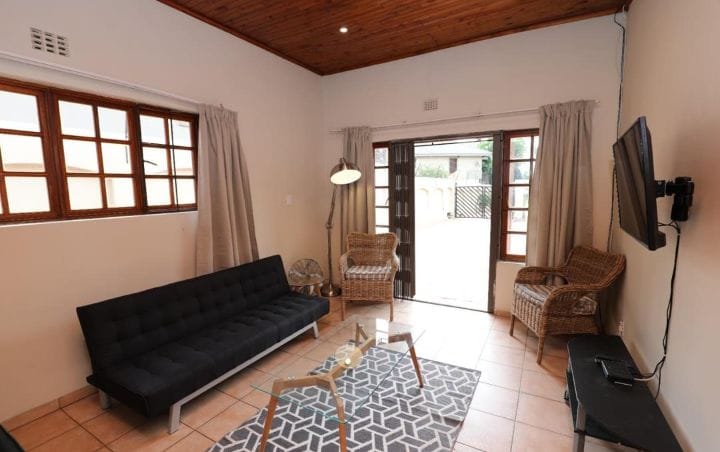 To Let 1 Bedroom Property for Rent in Bedfordview Gauteng