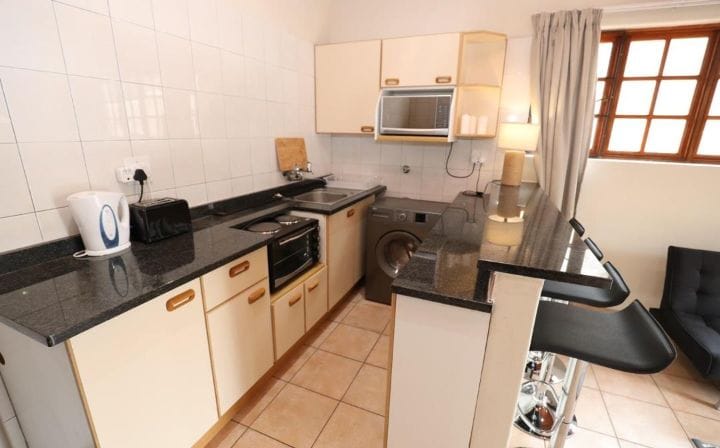 To Let 1 Bedroom Property for Rent in Bedfordview Gauteng