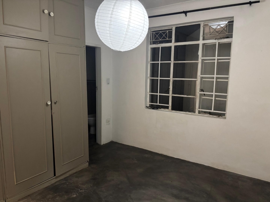 To Let 1 Bedroom Property for Rent in Norwood Gauteng