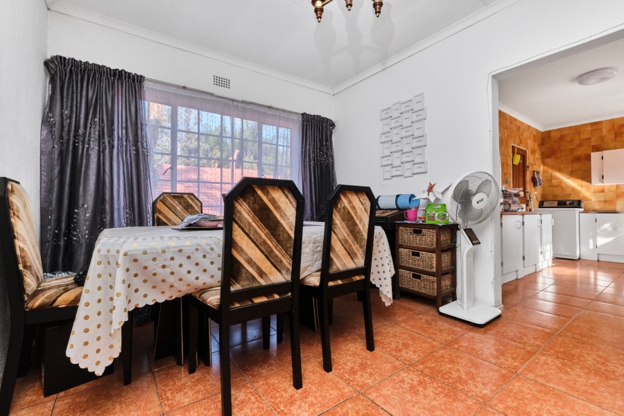 5 Bedroom Property for Sale in Witpoortjie Gauteng
