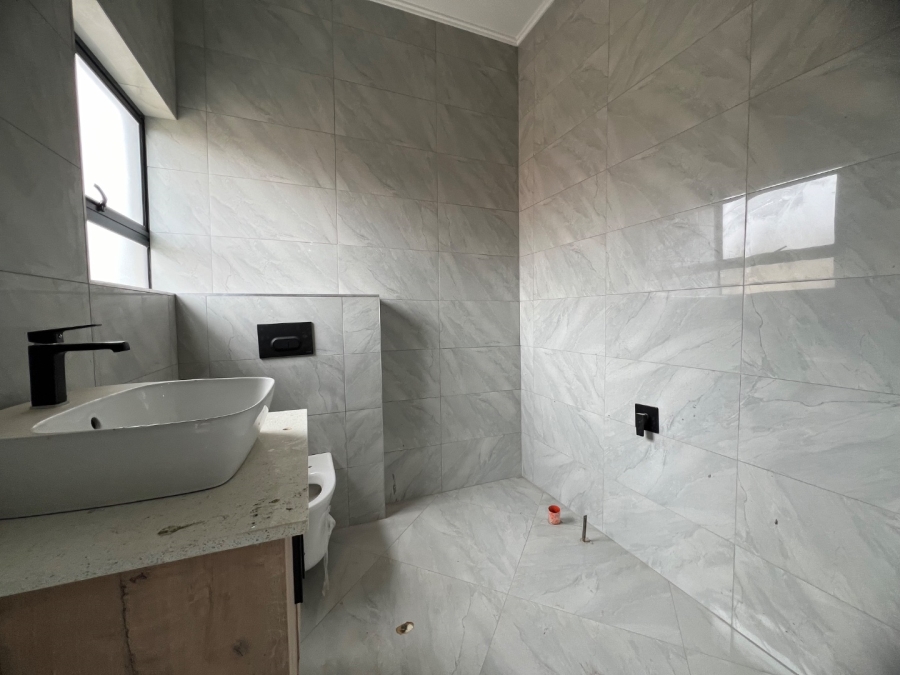 4 Bedroom Property for Sale in Six Fountains Residential Estate Gauteng