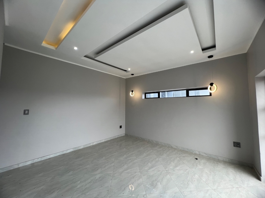4 Bedroom Property for Sale in Six Fountains Residential Estate Gauteng