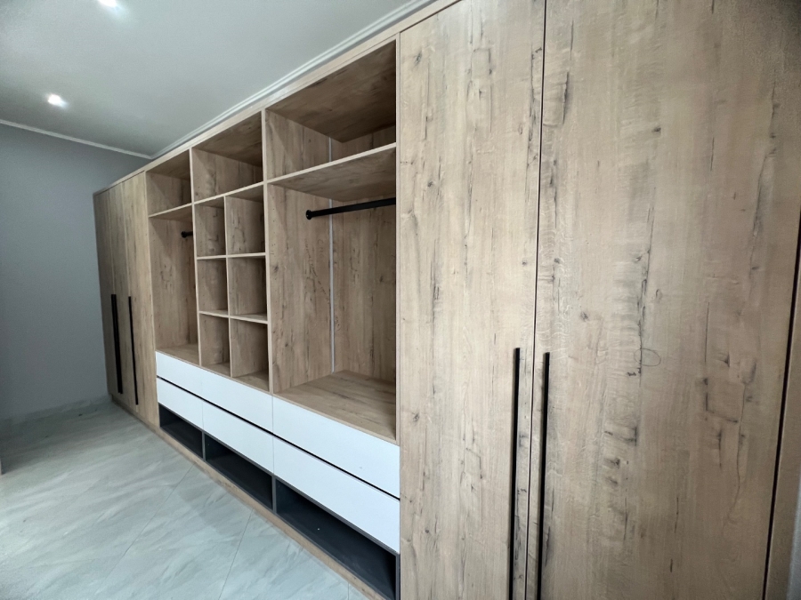 4 Bedroom Property for Sale in Six Fountains Residential Estate Gauteng