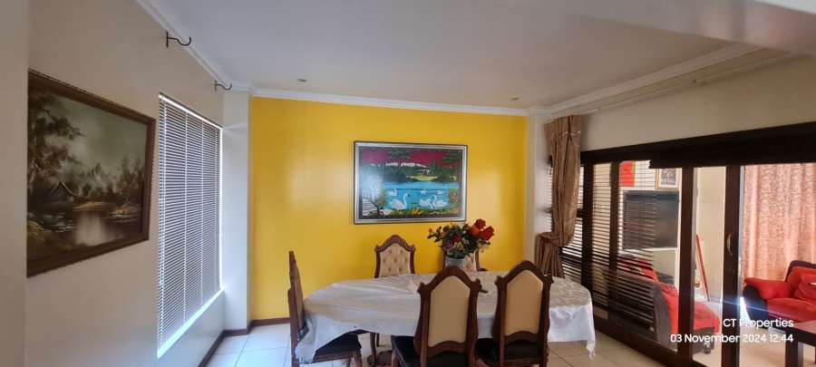 6 Bedroom Property for Sale in Parkrand Gauteng