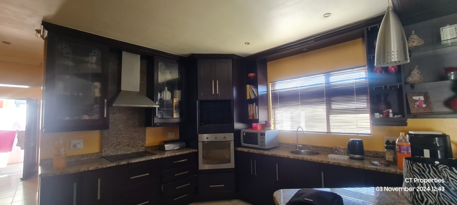 6 Bedroom Property for Sale in Parkrand Gauteng