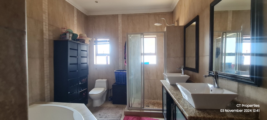 6 Bedroom Property for Sale in Parkrand Gauteng