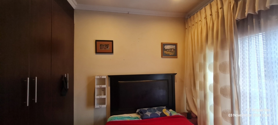 6 Bedroom Property for Sale in Parkrand Gauteng